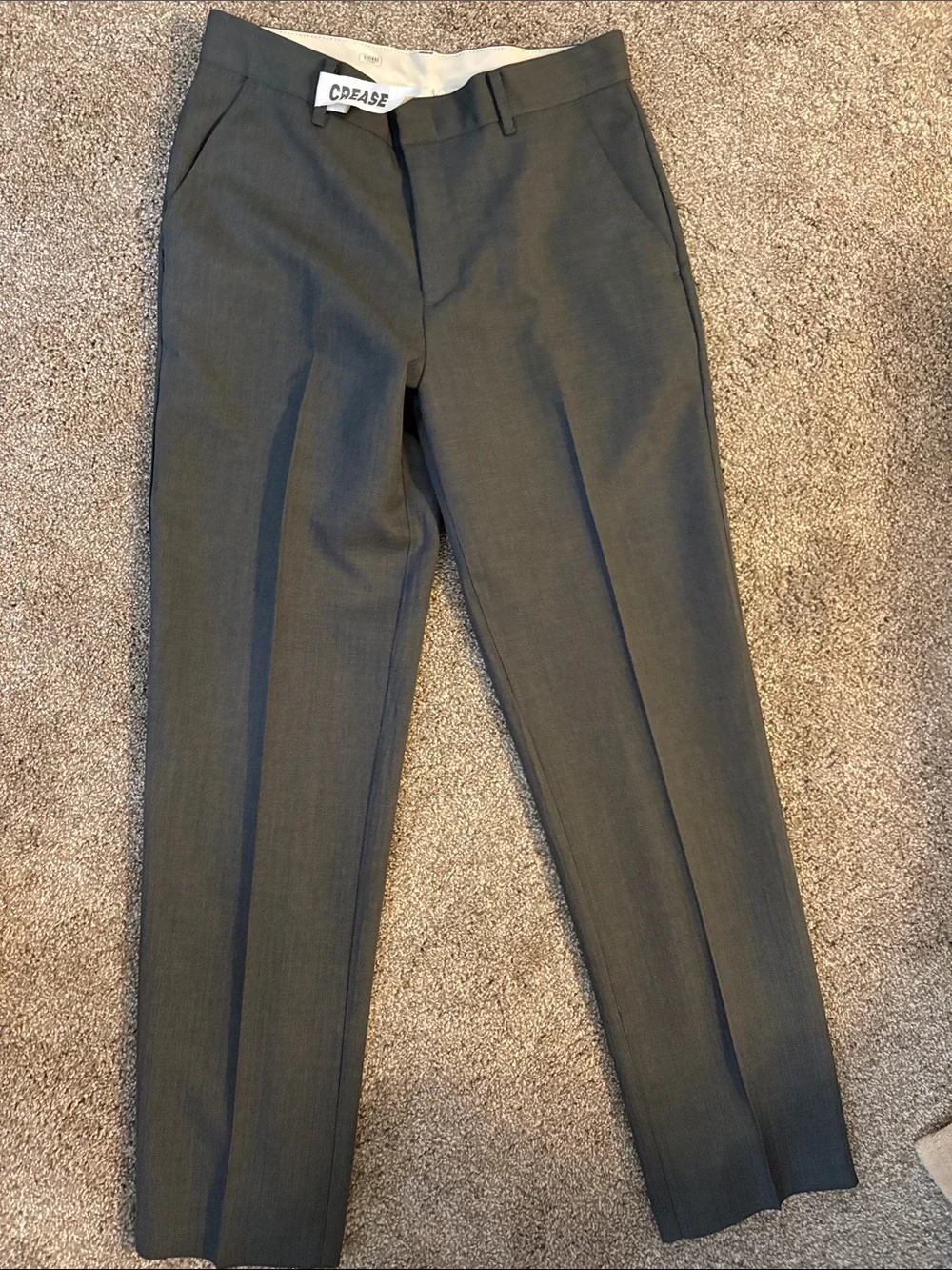 Izod Boys Sz 16 Charcoal Gray Two-Button Suit Jacket Pants & Shirt